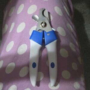 Blue and White Pet Nail Clippers